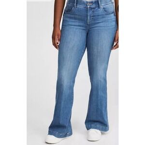 Torrid Bombshell Flare Jeans 22T Premium Stretch Bootcut Women Plus